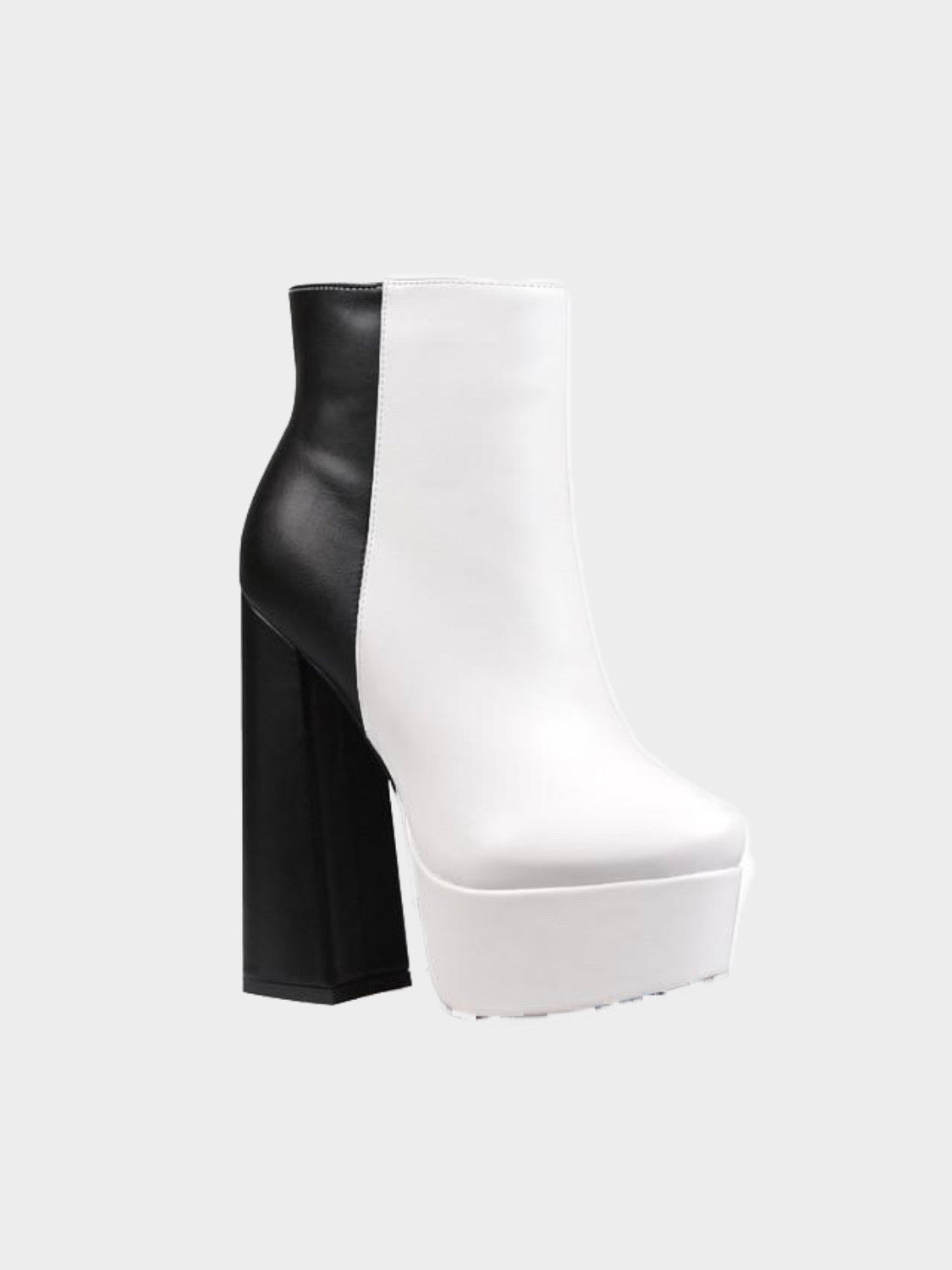 Platform boots split black white