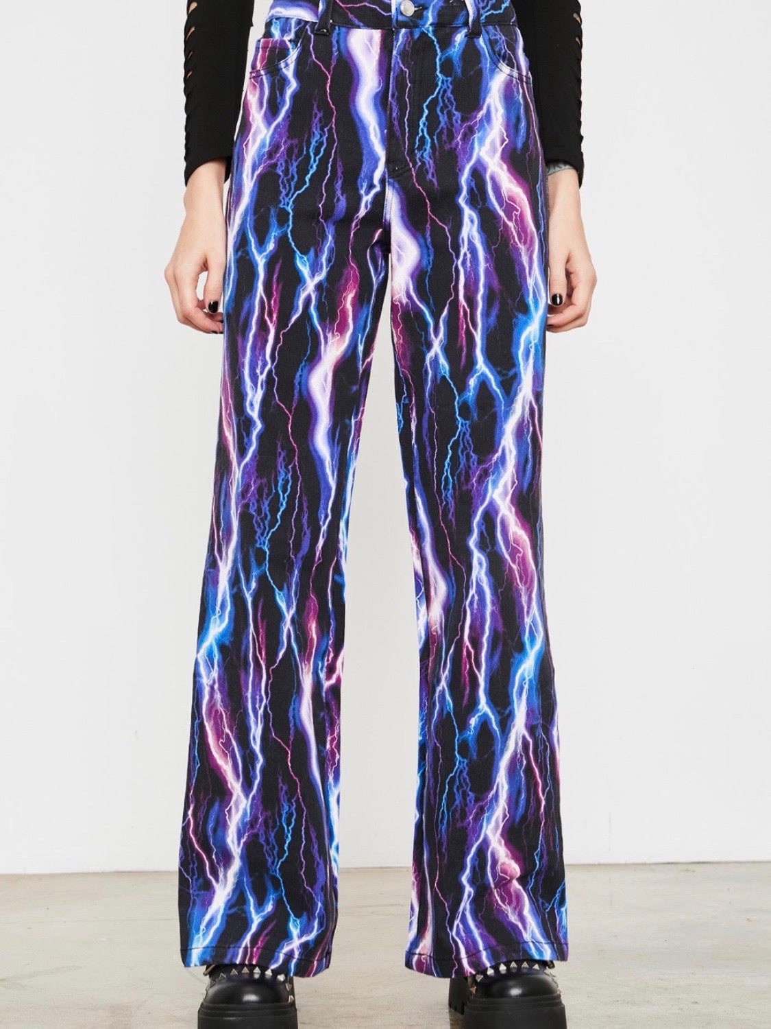 Lightning pants